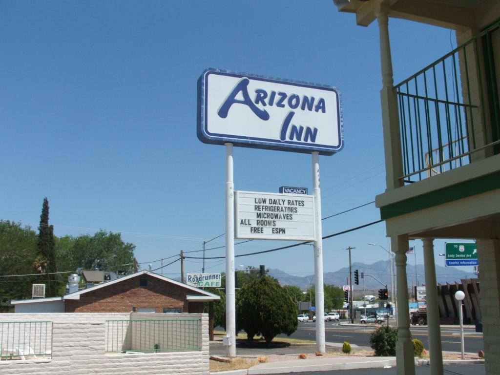 Popular attractions Area Nearby Property